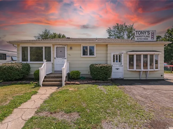 341 French Rd, Buffalo, NY 14227