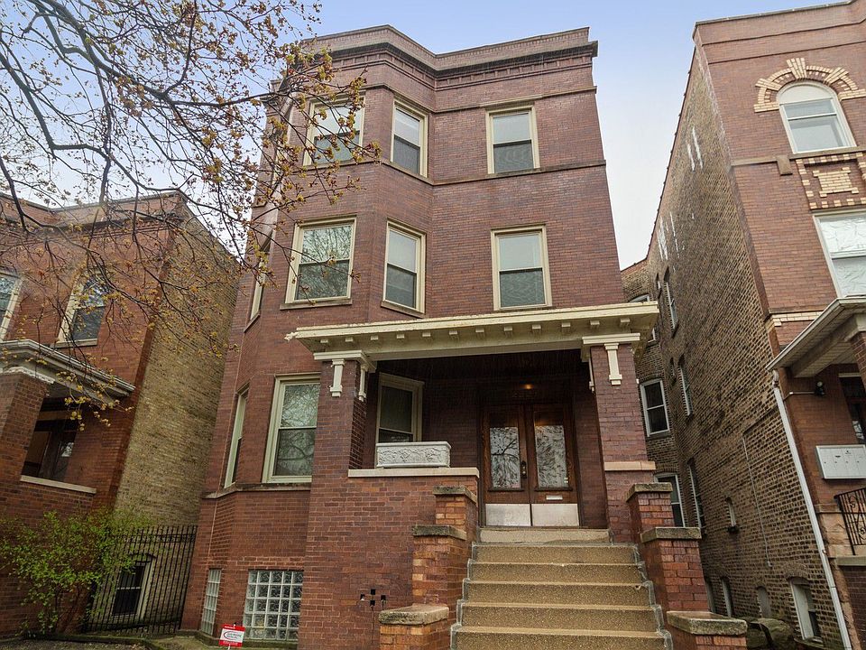 1st image of 2221 W Walton St #3
