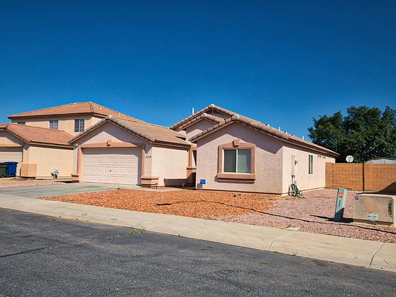 3rd image of 12514 W Valentine Ave
