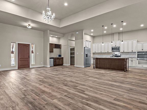 4th image of 944 Adobe View Way