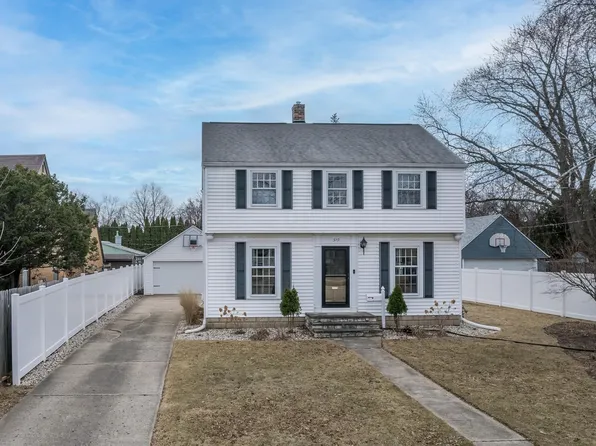 519 E Glendale Ave, Appleton, WI 54911