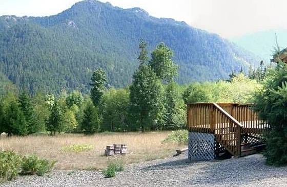 1st image of 211 Wapiti Way