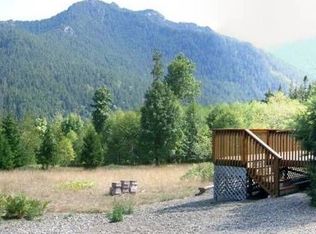 211 Wapiti Way, Port Angeles, WA 98363