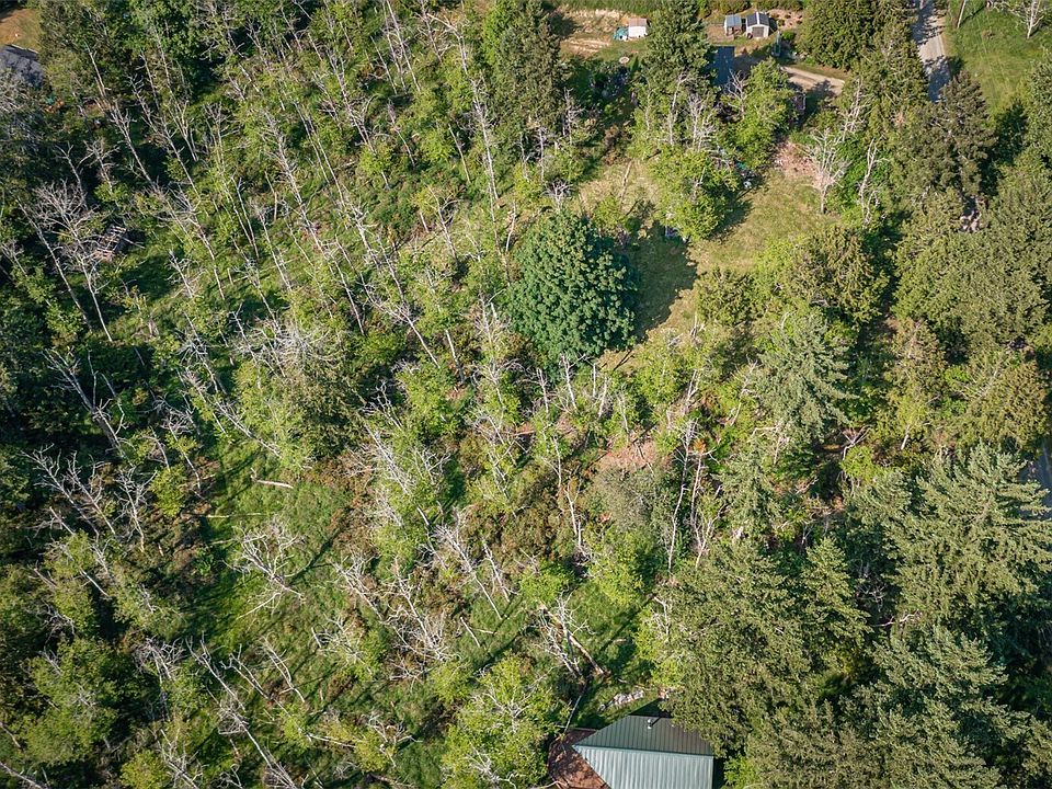 2nd image of 906 E Madrona Boulevard NW