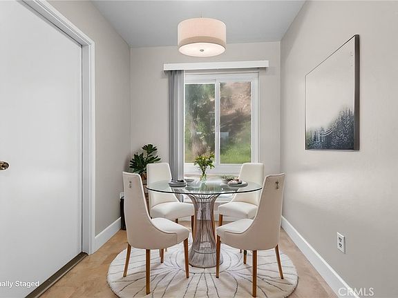 5th image of 4679 Maxwell Ct