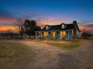 278 Leuschner Rd, Elm Mott, TX 76640