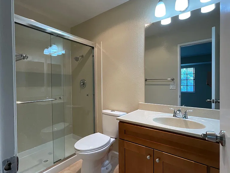 6915 Chantel Ct — Photo 5