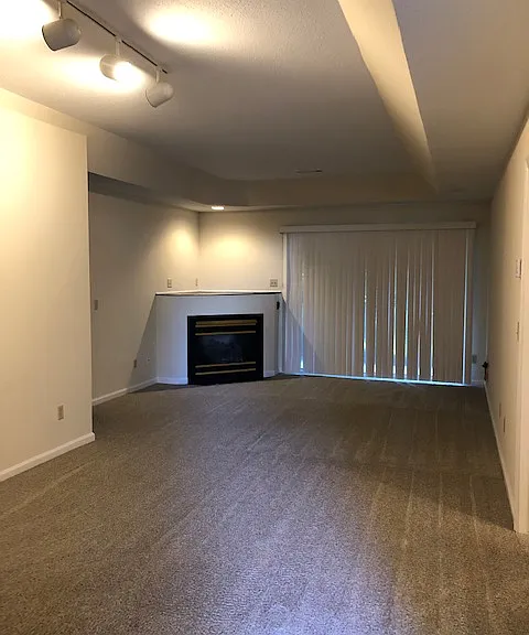 6868 N Green Bay Ave — Photo 2