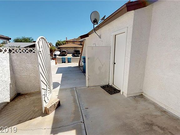3rd image of 3991 Coolcrest Ct