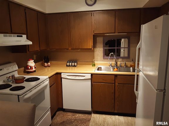 2nd image of 2507 26th Avenue Ct