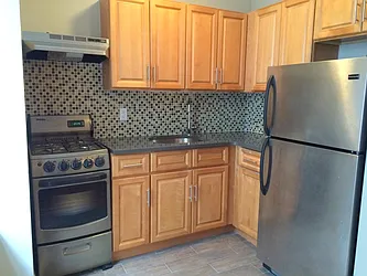 Rented by Uptown Flats LLC