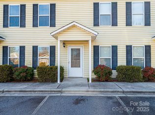 217 22nd St SW APT H, Hickory, NC 28602