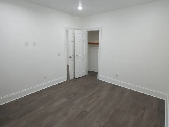 104 Glenwood Avenue image 6 of 10