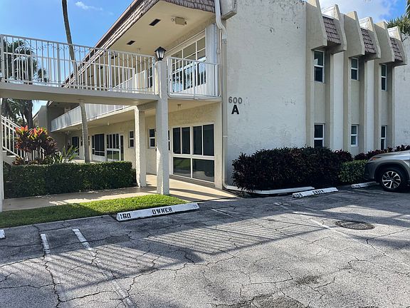 4th image of 600 Snug Harbor Dr APT A10