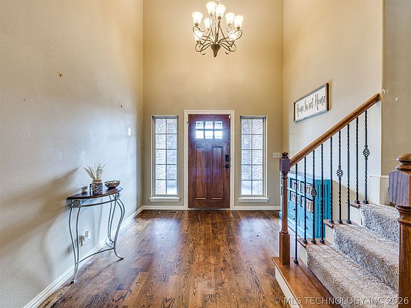 3rd image of 15002 S Justin Ave