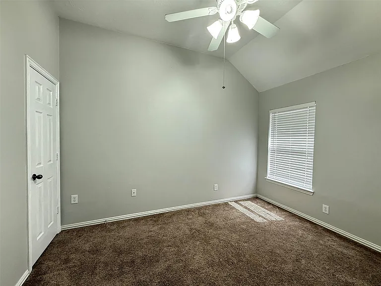 26823 Lakeridge Park Ln — Photo 26