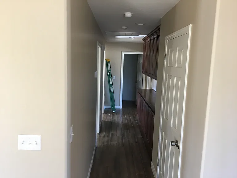 1005 S Baker St — Photo 12