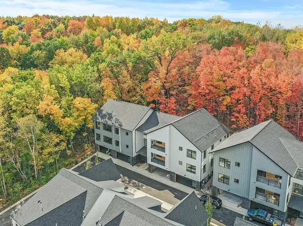 5754 Shady Oak Rd #4, Minnetonka, MN 55343