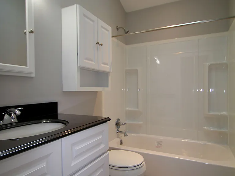 2905 W Kiowa St — Photo 6
