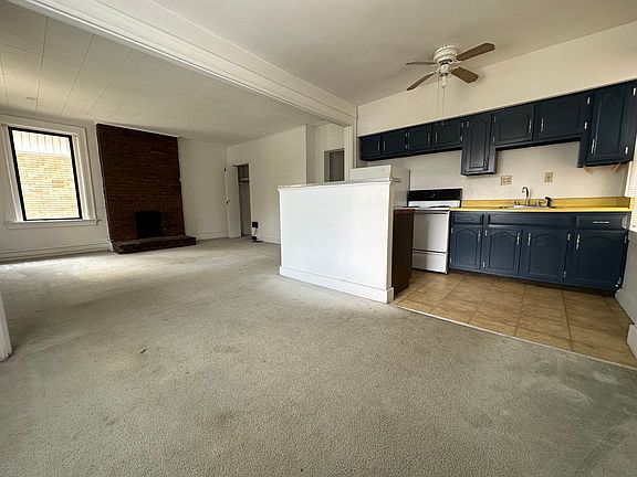 3rd image of 213 S Aiken Ave #3