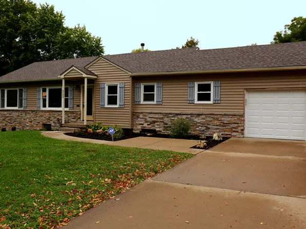5542 Juniper St, Mission, KS 66205