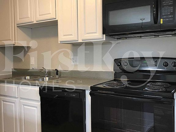 2nd image of 1324 Lansdowne Rd