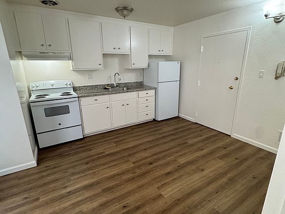 4th image of 247 19th Ave APT 2