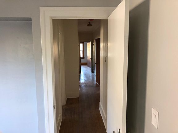 2nd image of 735 Cherry Ave