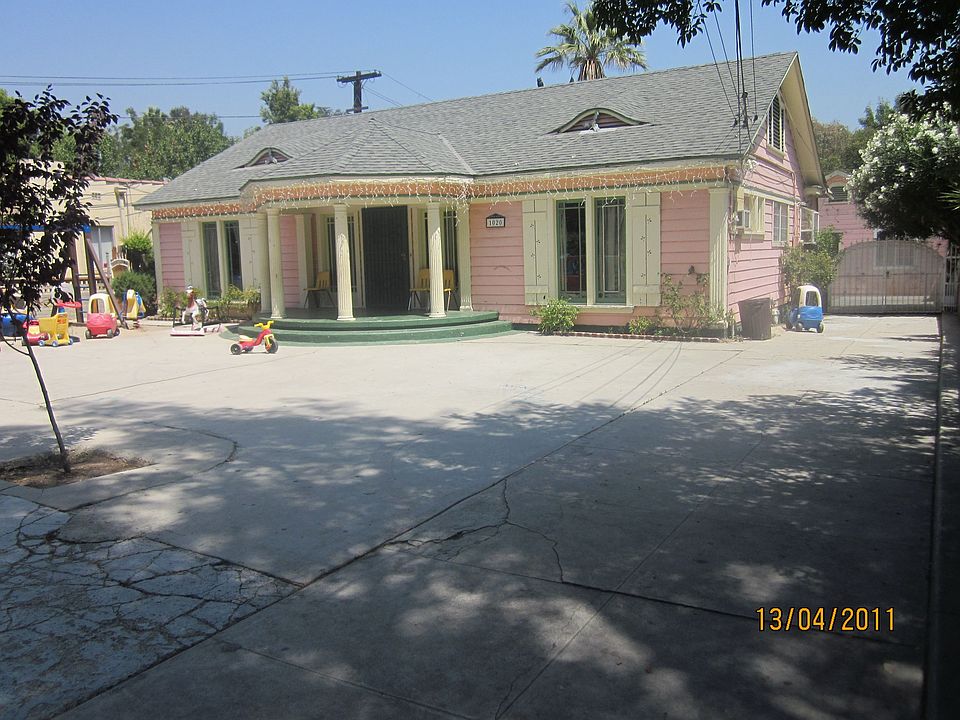 1st image of 1020 N Raymond Ave