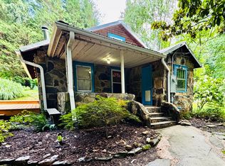 47 Marlowe Rd, Fairview, NC 28730