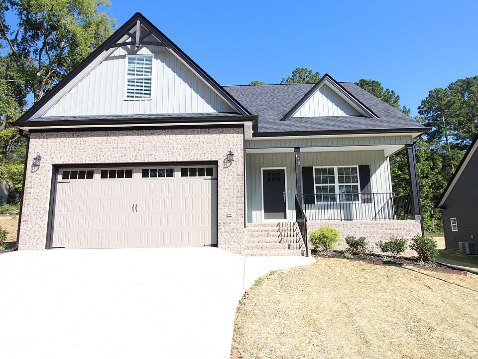 1st image of 173 Eastview Cove Dr SE