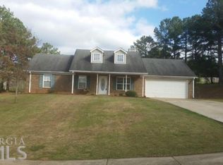 525 Visage Dr, Hampton, GA 30228