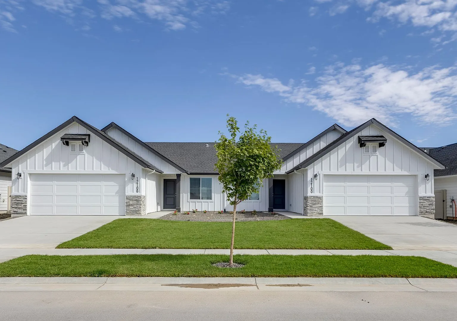 Charming Attached Townhome in Nampa at an Incredible Price! — Photo 2