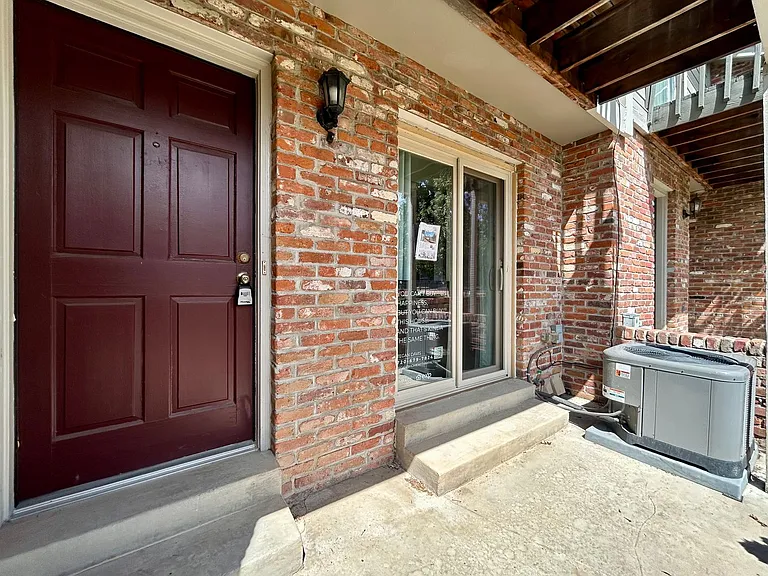 4246 S Granby St #D — Photo 3