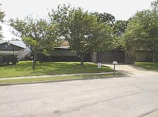 1706 Yorktown Dr, Arlington, TX 76014