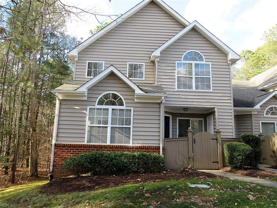 1st image of 438 Crooked Stick