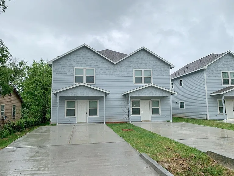 9026 Everglade St — Photo 1