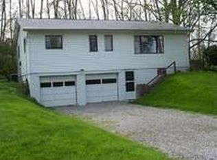 2811 Lakeside Dr, Lexington, OH 44904