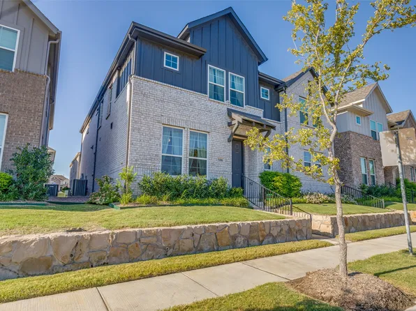 5106 Springlake Pkwy, Haltom City, TX 76117