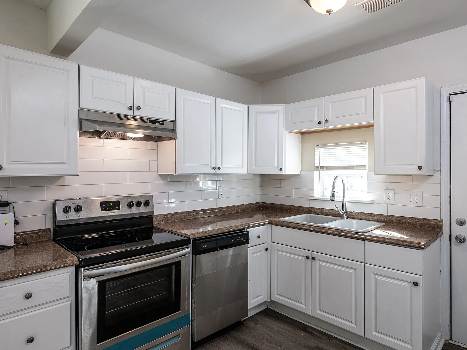 404 Paines Ave NW., Atlanta, Ga. 30318 — Photo 1