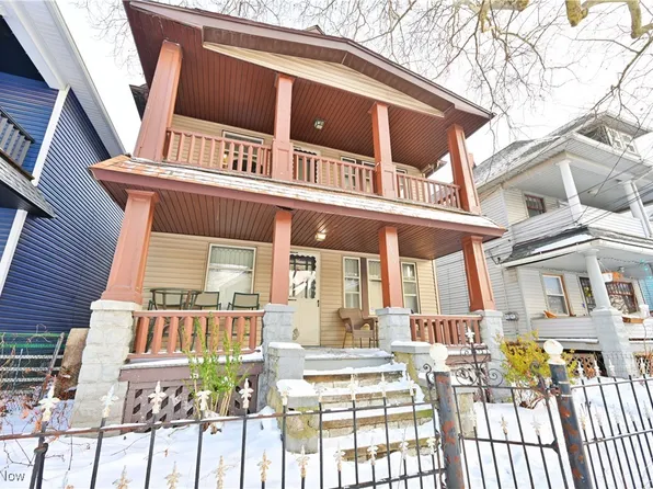 2589 W 10th St, Cleveland, OH 44113