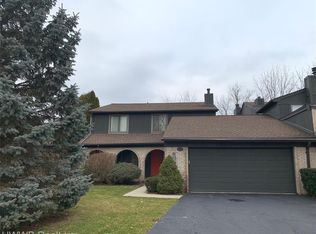 4225 Sawgrass Dr #1, Bloomfield Hills, MI 48302