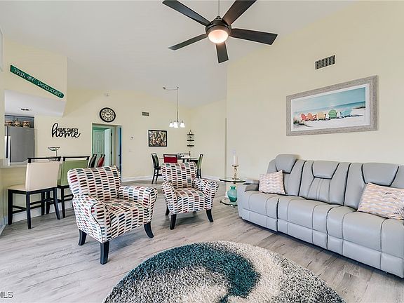 5th image of 11621 Spinnaker Way #135