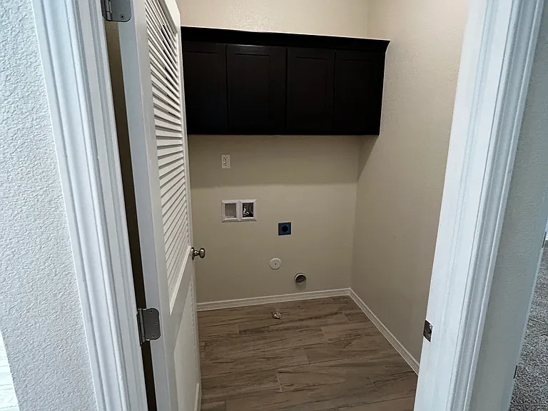 13940 Sky Harbor Ave — Photo 8
