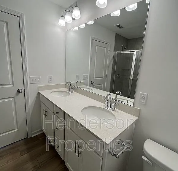 2100 Cobble Ct — Photo 15