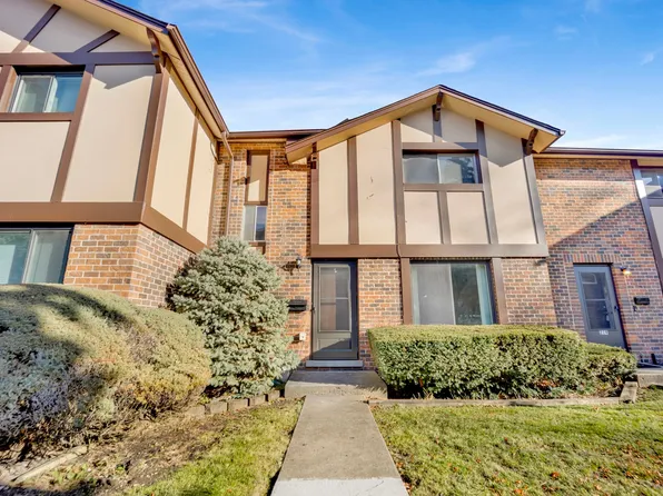 1S217 Ingersoll Ln, Villa Park, IL 60181