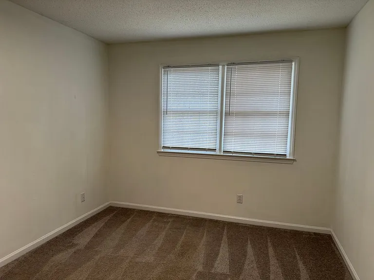118 Ross St — Photo 20