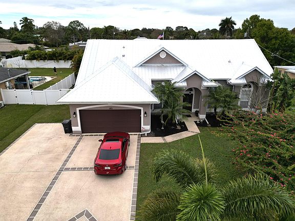 3rd image of 183 NE Caprona Avenue