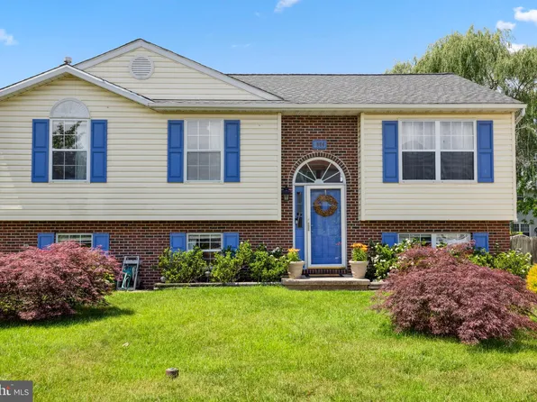 1806 Battlement Ct, Severn, MD 21144