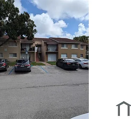 3 bed, 900 sqft, $2,300 — Photo 3